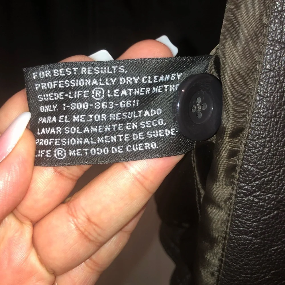 Leather jacket - Picture 4 of 4